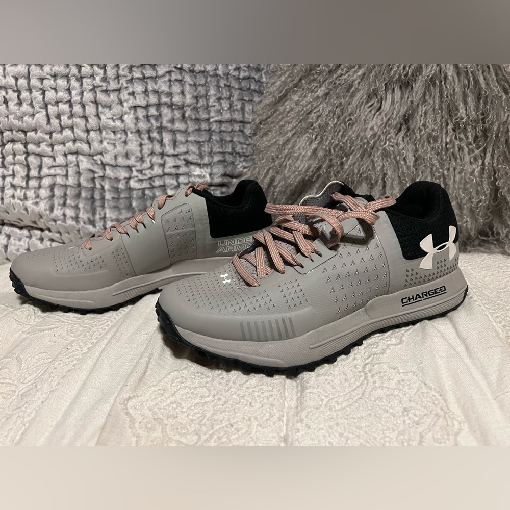 Under Armour 7.5 Charged hiking shoes